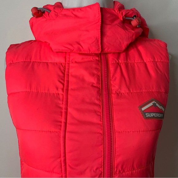 Superdry The Original Fuji Jacket Women's Pink Red Hooded Vest Size Small - Picture 2 of 16